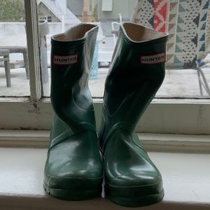 Mini Hunter boots